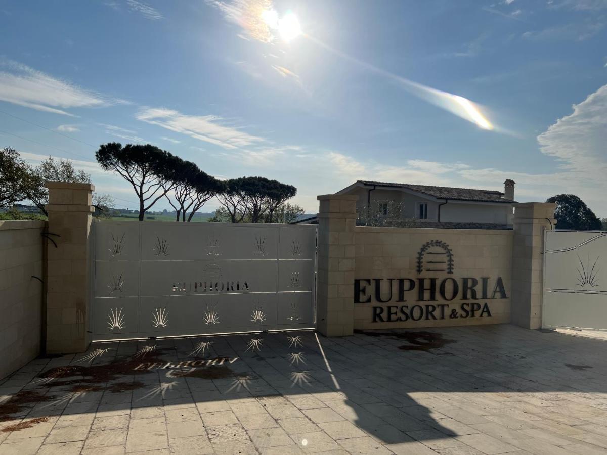 Euphoria Resort Olgiata Bagian luar foto